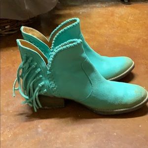 Circle G by Corral turquoise fringe booties